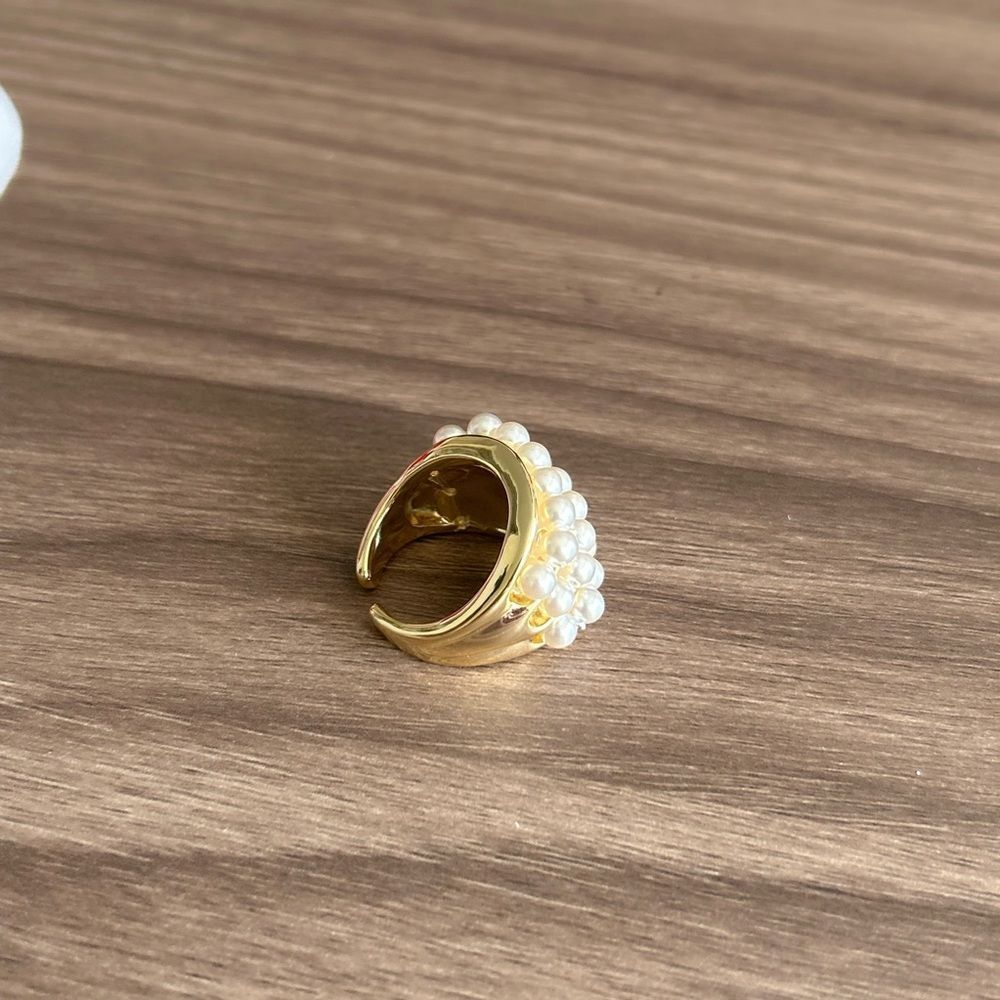 Elegant Pearl Ring Q452 - Picture 6 of 7